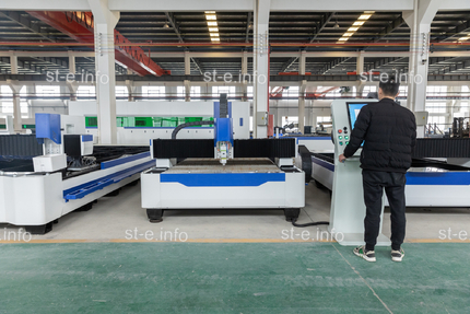 ЛАЗЕРНЫЙ СТАНОК ДЛЯ РЕЗКИ МЕТАЛЛА ST-6020R (6000*2000мм) 6kWt RAYCUS - st-e.info - Одинцово